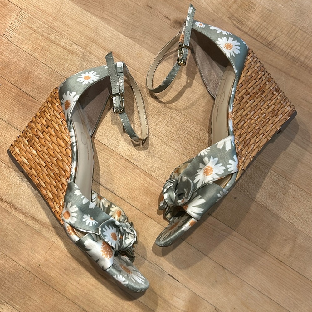 Jessica Simpson Daisy Matte Satin Wedges Women’s Size 8.5M